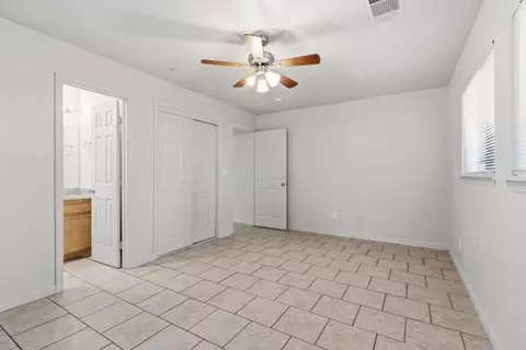 Bedroom - 539 W Lowell Ave, Tracy, CA 95376 photo 2 of 2