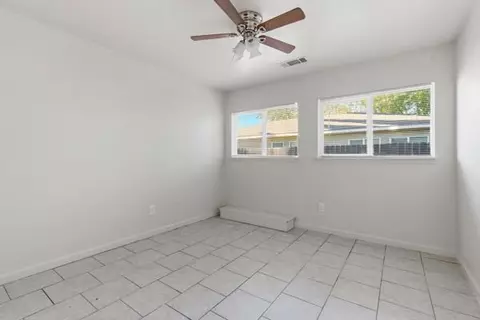 Bedroom - 539 W Lowell Ave, Tracy, CA 95376 photo 1 of 2