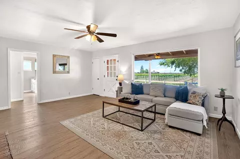Living - 20362 N Ray Rd, Lodi, CA 95242 photo 4 of 4