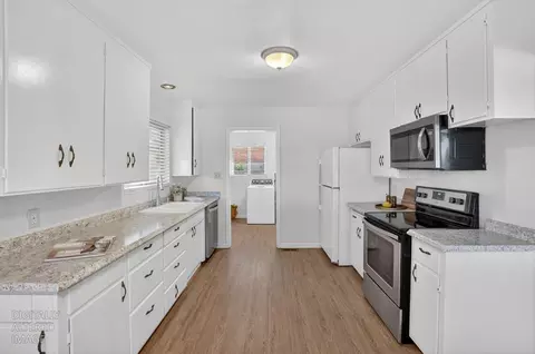 Kitchen - 20362 N Ray Rd, Lodi, CA 95242 photo 1 of 6