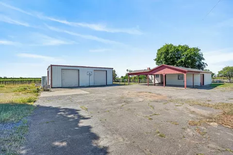 Exterior - 20362 N Ray Rd, Lodi, CA 95242 photo 2 of 9