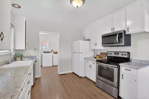 Kitchen - 20362 N Ray Rd, Lodi, CA 95242 photo 2 of 6