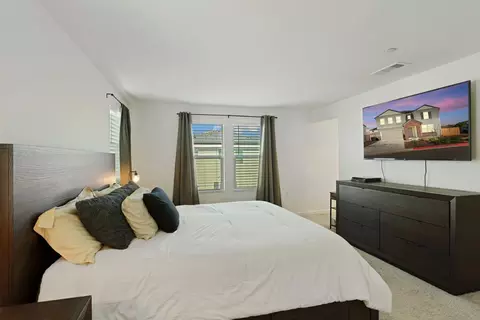 Bedroom - 1601 Redhaven Pl, Hughson, CA 95326 photo 6 of 7