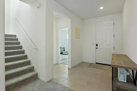 Entry Way - 1601 Redhaven Pl, Hughson, CA 95326 photo 2 of 6