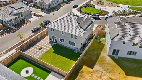 View/Area - 1601 Redhaven Pl, Hughson, CA 95326 photo 2 of 5
