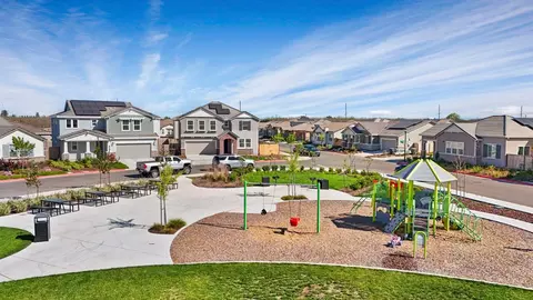 View/Area - 1601 Redhaven Pl, Hughson, CA 95326 photo 3 of 5