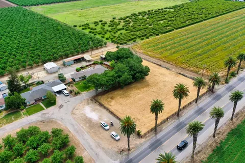 View/Area - 1248 E Las Palmas Ave, Patterson, CA 95363 photo 3 of 10