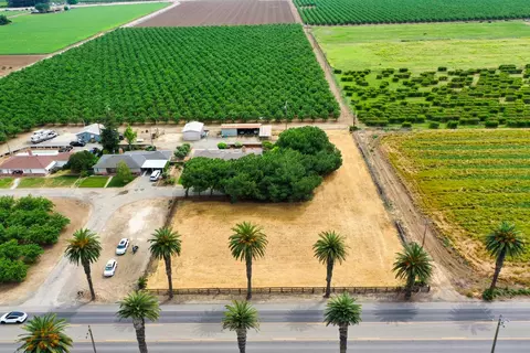 View/Area - 1248 E Las Palmas Ave, Patterson, CA 95363 photo 2 of 10