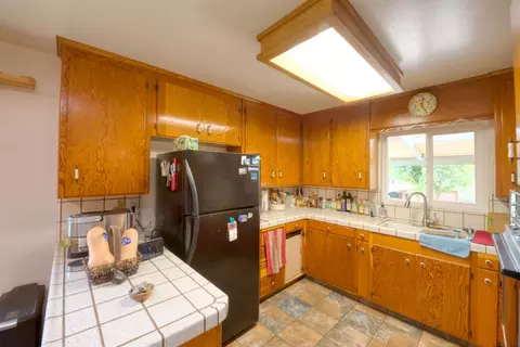 Kitchen - 1248 E Las Palmas Ave, Patterson, CA 95363 photo 1 of 3