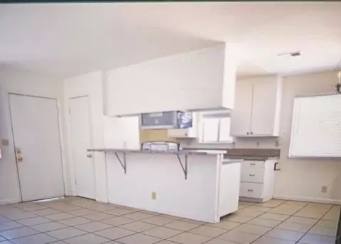 502 Caribrook Way #4, Stockton, CA 95207