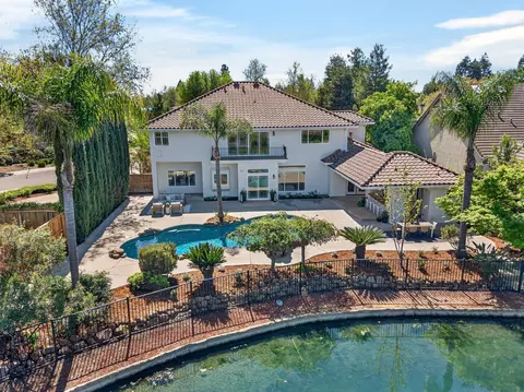 View/Area - 1501 Chalupa Pl, Davis, CA 95618 photo 3 of 6