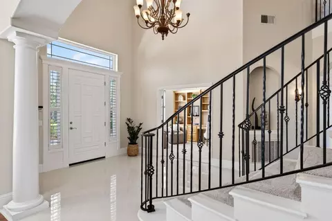 Entry Way - 1501 Chalupa Pl, Davis, CA 95618 photo 3 of 11