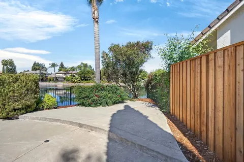 Exterior - 1501 Chalupa Pl, Davis, CA 95618 photo 7 of 7