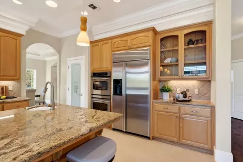 Kitchen - 1501 Chalupa Pl, Davis, CA 95618 photo 3 of 7