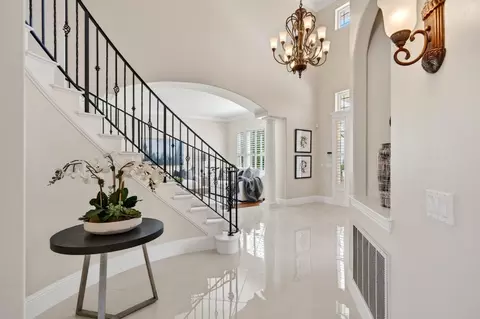 Entry Way - 1501 Chalupa Pl, Davis, CA 95618 photo 5 of 11