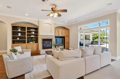 Living - 1501 Chalupa Pl, Davis, CA 95618 photo 3 of 4