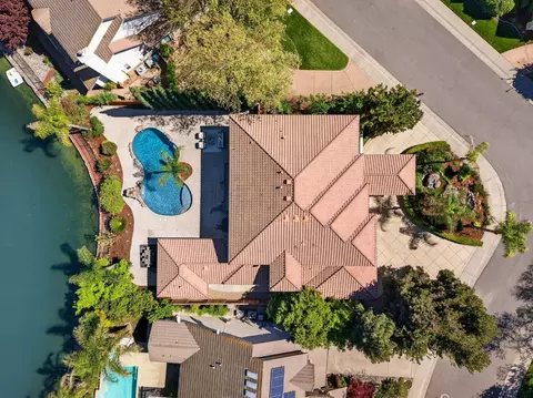 View/Area - 1501 Chalupa Pl, Davis, CA 95618 photo 4 of 6