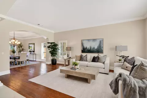 Living - 1501 Chalupa Pl, Davis, CA 95618 photo 2 of 4