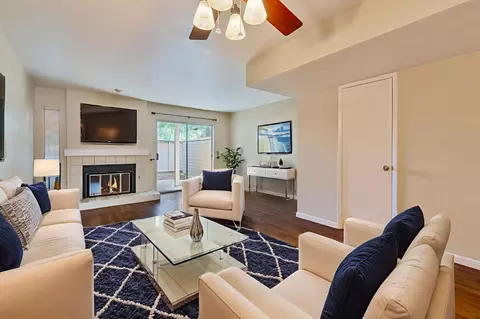 Living - 9237 Madison Ave, Orangevale, CA 95662 photo 1 of 4