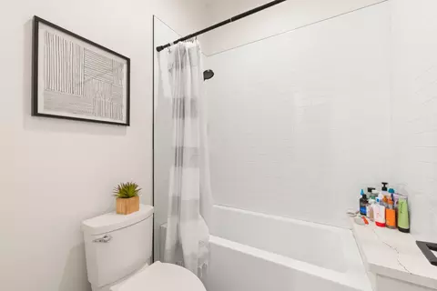Bath - 5570 Foothill Rd, Rocklin, CA 95677 photo 2 of 9
