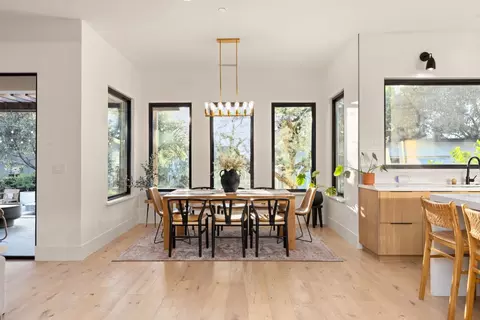 Dining - 5570 Foothill Rd, Rocklin, CA 95677 photo 2 of 3