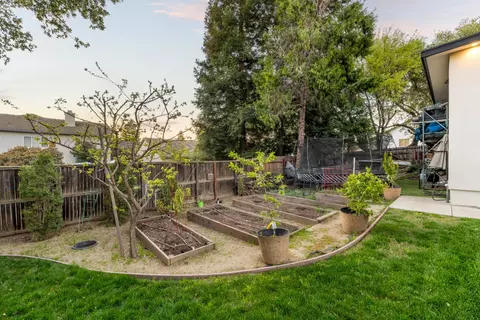 Exterior - 5570 Foothill Rd, Rocklin, CA 95677 photo 8 of 30