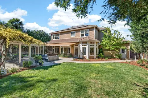Exterior - 1714 Arena Dr, Davis, CA 95618 photo 10 of 11
