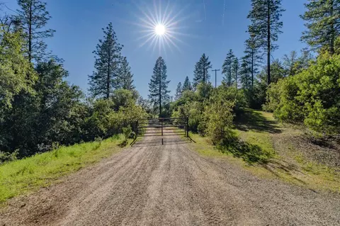 16490 Ponderosa Way, Volcano, CA 95689