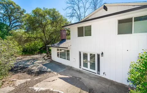 Exterior - 8501 King Rd, Loomis, CA 95650 photo 9 of 13