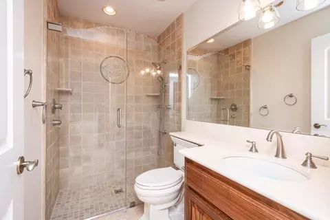 Bath - 8501 King Rd, Loomis, CA 95650 photo 1 of 4
