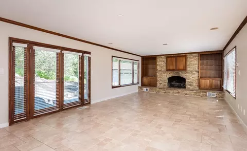 Living - 8501 King Rd, Loomis, CA 95650 photo 4 of 5