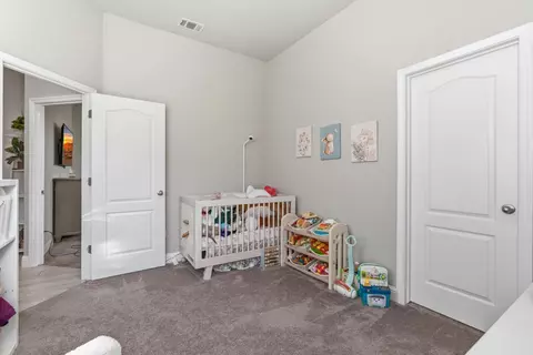 Bedroom - 1282 Nascimento Ct, Manteca, CA 95337 photo 1 of 5