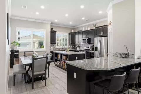 Kitchen - 1282 Nascimento Ct, Manteca, CA 95337 photo 4 of 5