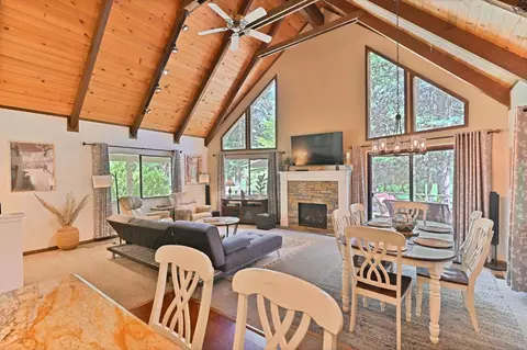 Dining - 1801 Pine Dr, Arnold, CA 95223 photo 3 of 3