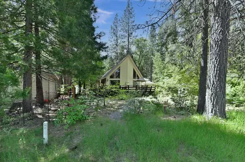 Exterior - 1801 Pine Dr, Arnold, CA 95223 photo 3 of 30