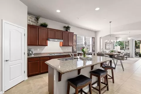 Kitchen - 547 Sepp Ct, Ripon, CA 95366 photo 2 of 5