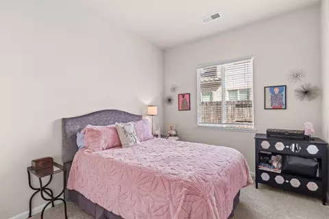Bedroom - 547 Sepp Ct, Ripon, CA 95366 photo 4 of 8