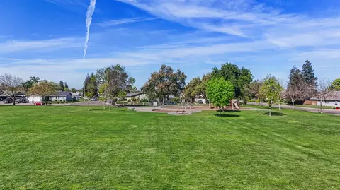 View/Area - 547 Sepp Ct, Ripon, CA 95366 photo 4 of 4