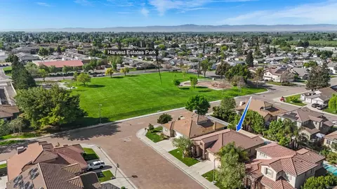 View/Area - 547 Sepp Ct, Ripon, CA 95366 photo 3 of 4