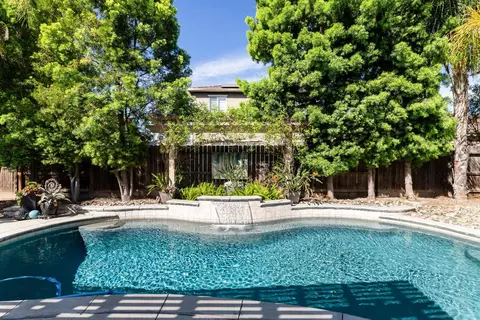 Exterior - 547 Sepp Ct, Ripon, CA 95366 photo 11 of 13
