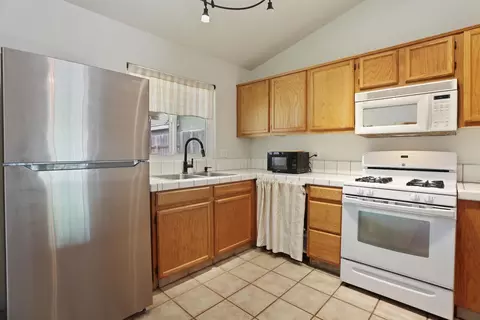 Kitchen - 4812 Gregerson Ct, Salida, CA 95368 photo 2 of 3