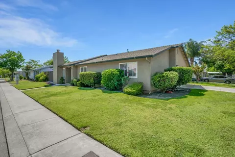 Exterior - 901 Wilma Dr, Modesto, CA 95351 photo 4 of 7