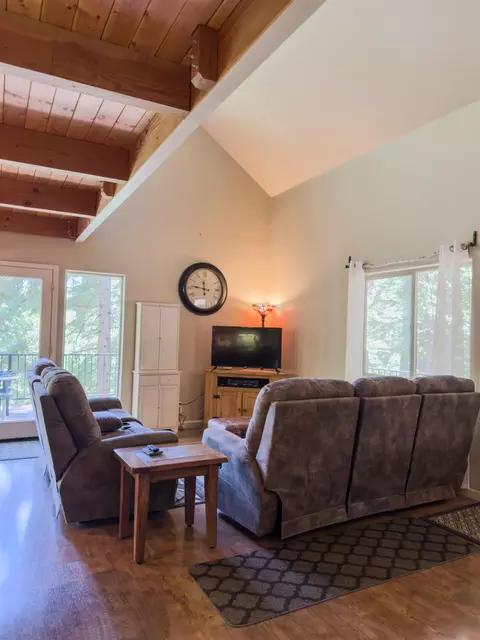 Living - 758 Yuroc, Dorrington, CA 95223 photo 2 of 3