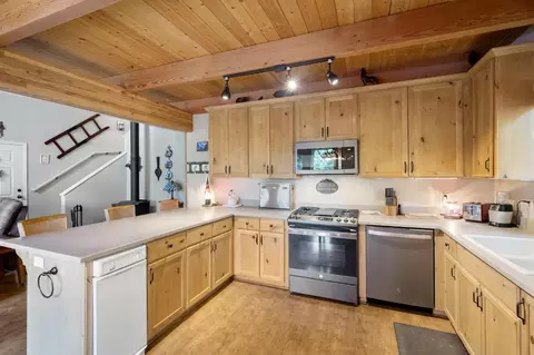 Kitchen - 758 Yuroc, Dorrington, CA 95223 photo 3 of 3