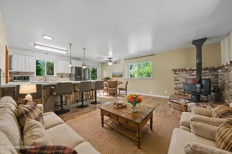 24317 Carson Dr, Pioneer, CA 95666