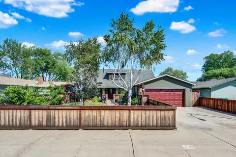 736 Golden Ave, Lodi, CA 95240 photo 1