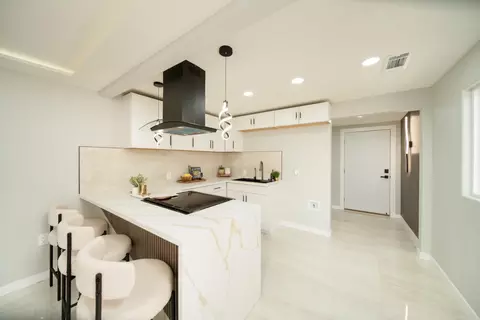 Kitchen - 811 Nevada St, Manteca, CA 95337 photo 1 of 3