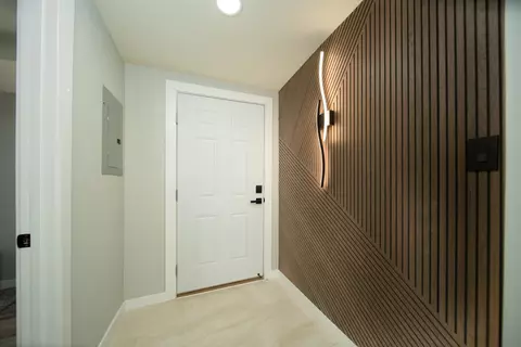 Entry Way - 811 Nevada St, Manteca, CA 95337 photo 2 of 2