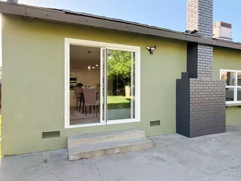 Exterior - 878 Carol Ave, Merced, CA 95341 photo 2 of 10