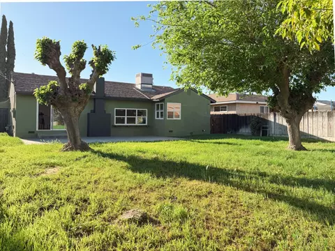 Exterior - 878 Carol Ave, Merced, CA 95341 photo 10 of 10